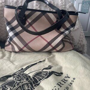 Burberry Nova Check Shoulder Bag